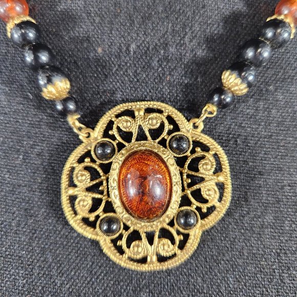 Vintage Western jewelry 1928 Beaded Pendant Necklace - Picture 2 of 7